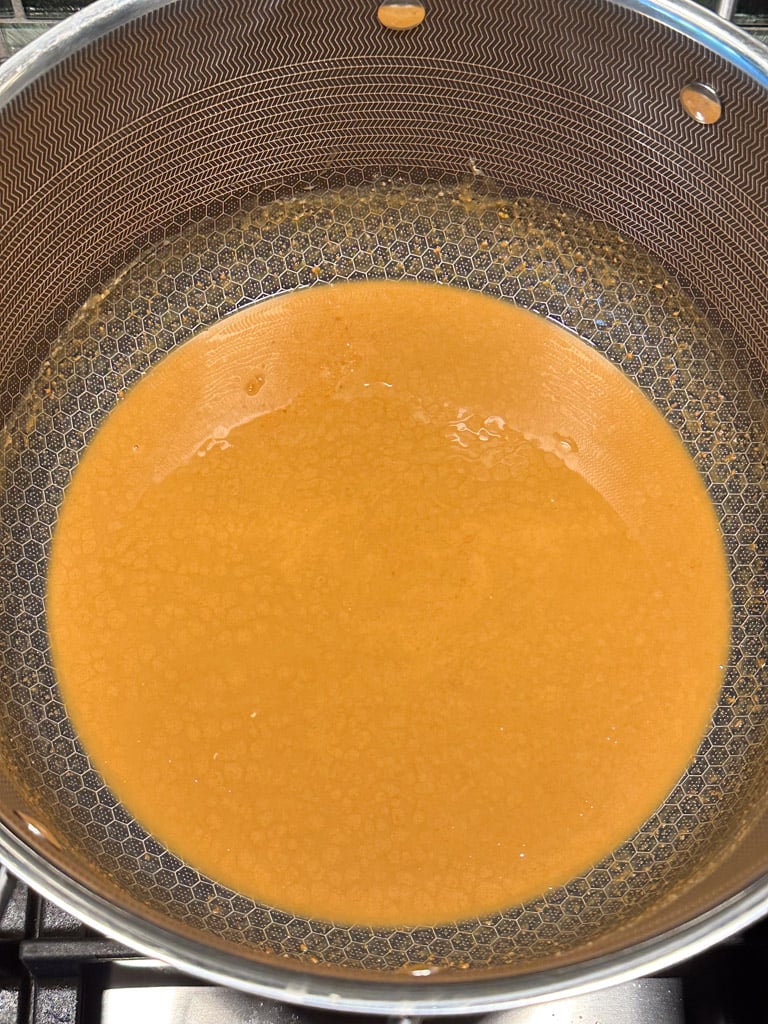 roux in a stock pot