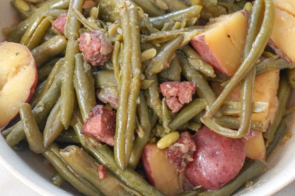 close up view of smothered green beans