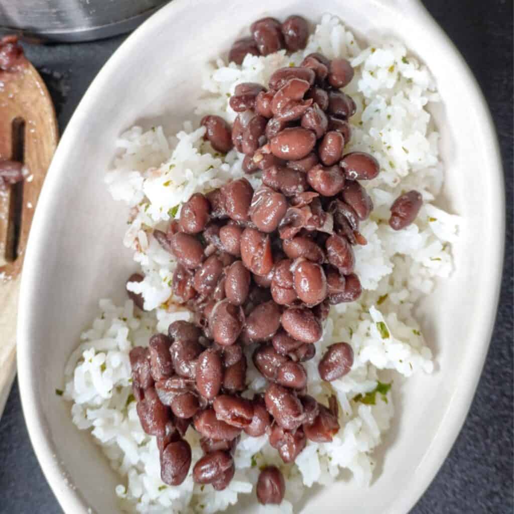 chipotle black beans over white rice
